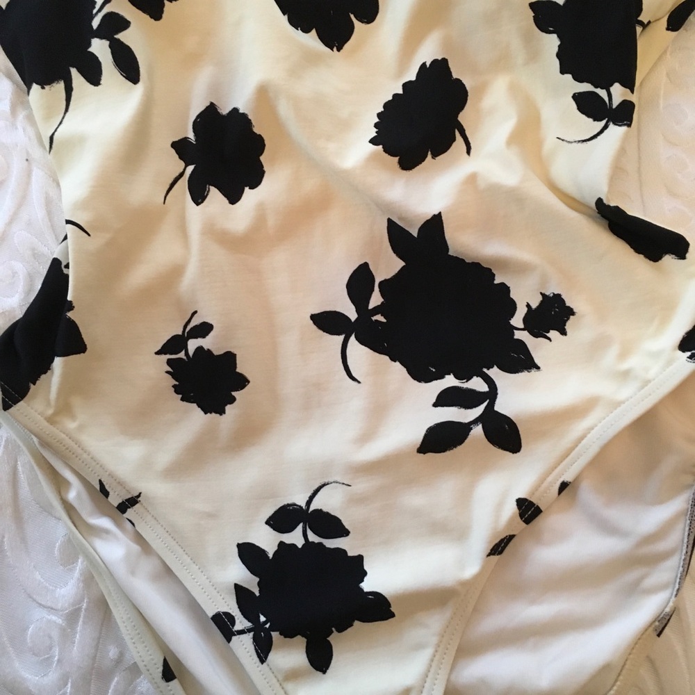 Kate Spade Cream One-Piece Swimsuit with Black Floral Print - Picture 6 of 12